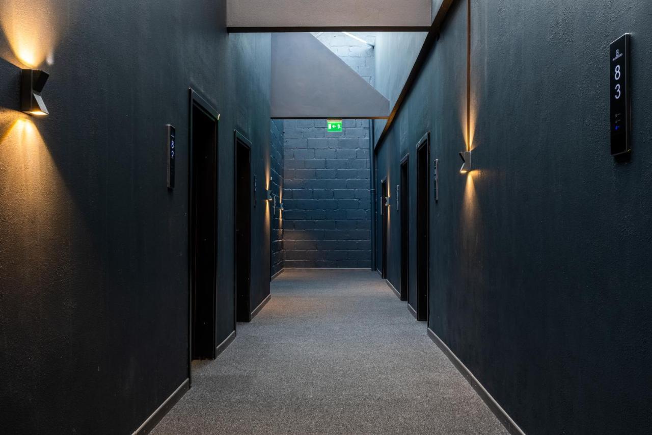 Black Hotels Koeln Экстерьер фото