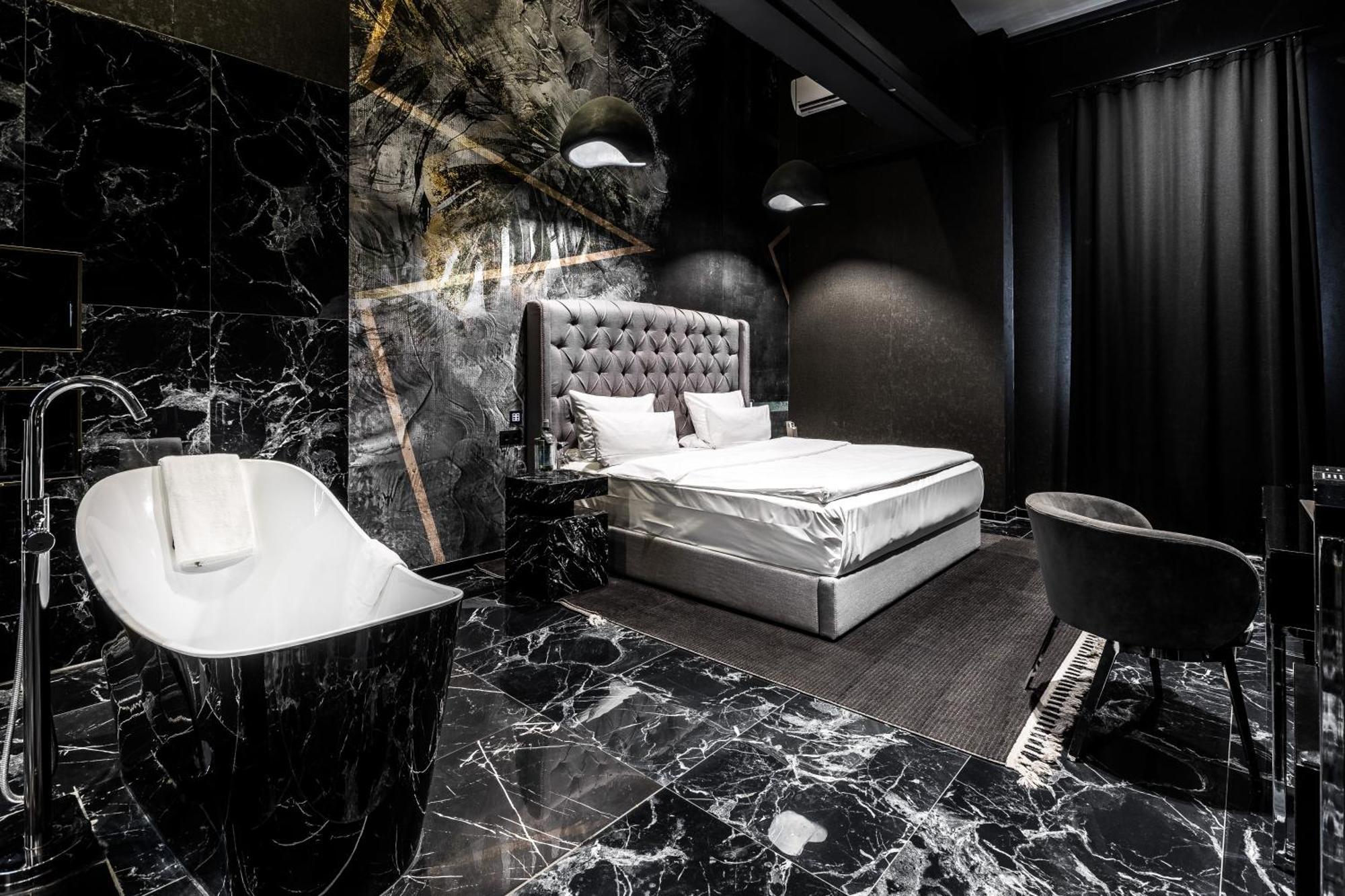 Black Hotels Koeln Экстерьер фото