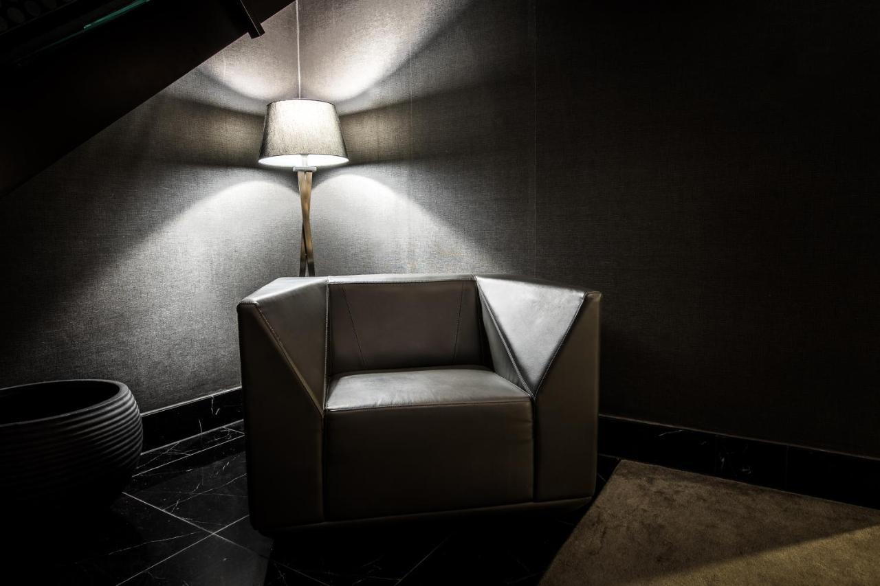 Black Hotels Koeln Экстерьер фото